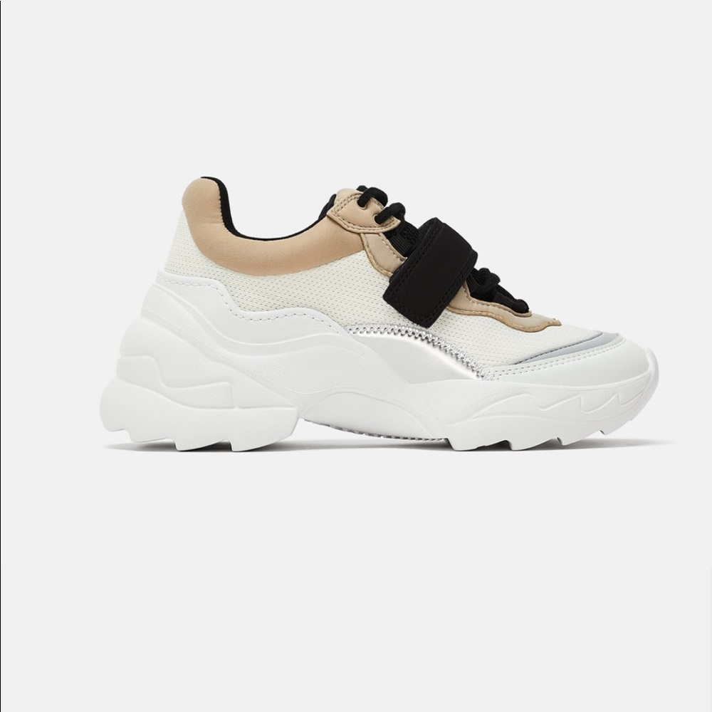 Zara Adjustable strap Sneakers.Size 39 US size 8.